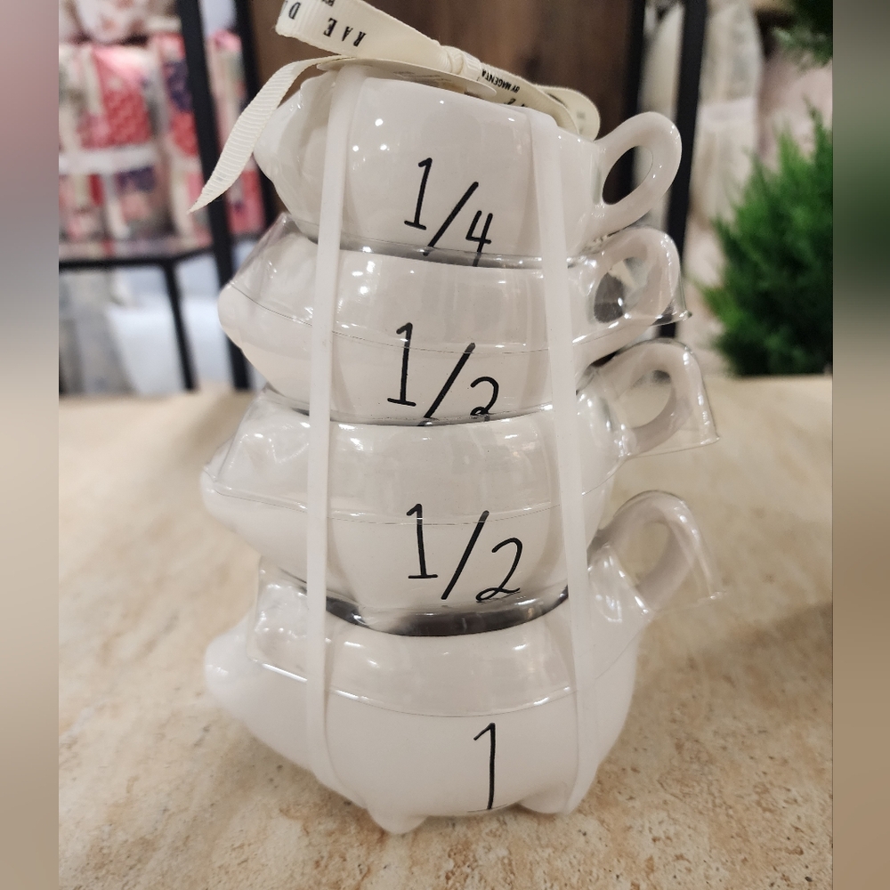 Rae Dunn Little Pig Measuring cups BRAND NEW